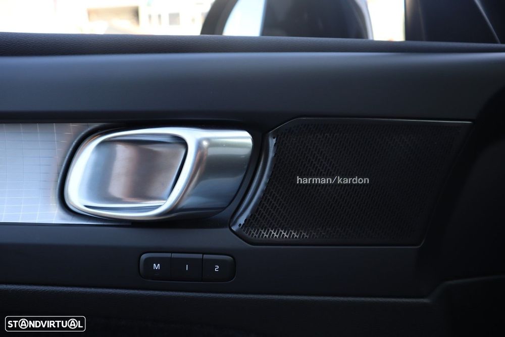 Volvo XC 40 1.5 T4 PHEV Inscription Expression - 28