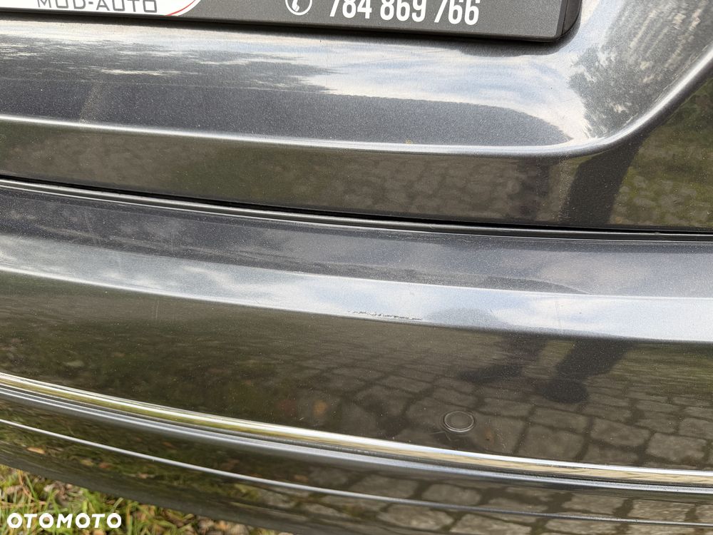Mercedes-Benz Klasa C 350 CDI BlueEff Avantgarde - 15