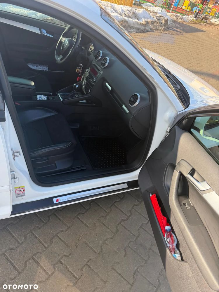 Audi A3 Sportback 2.0 TDI DPF Ambition S tronic - 11