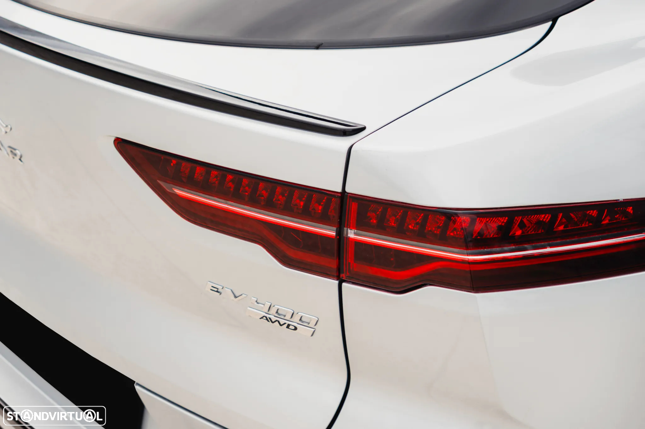 Jaguar I-Pace EV400 AWD R-DYNAMIC SE - 24