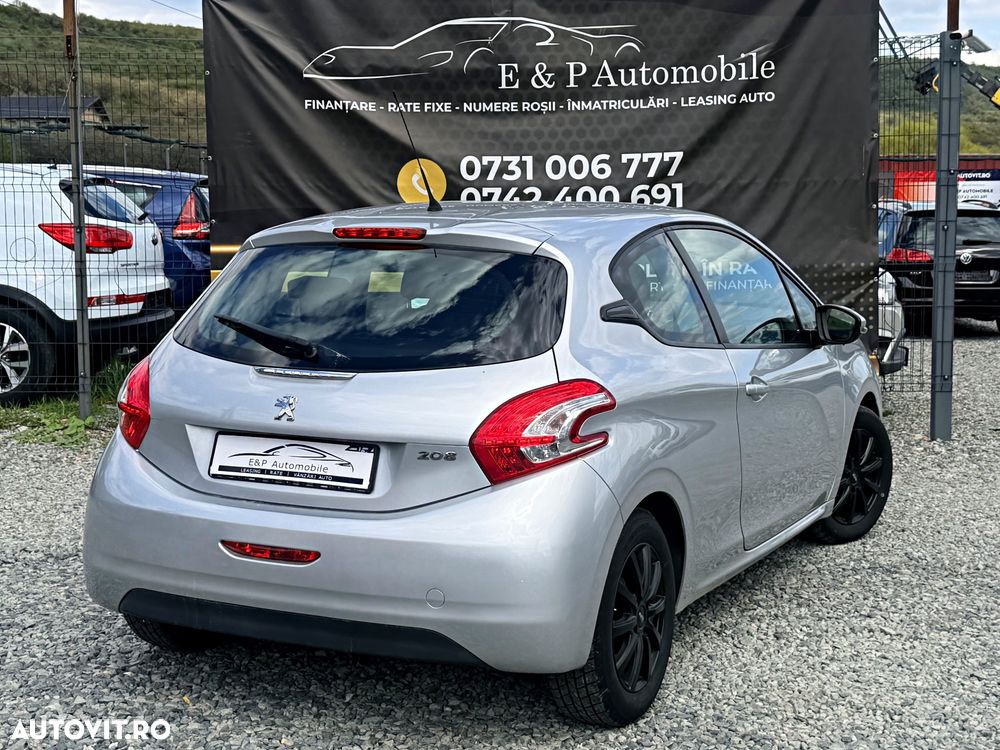 Peugeot 208 PureTech 110 Stop & Start Active - 12