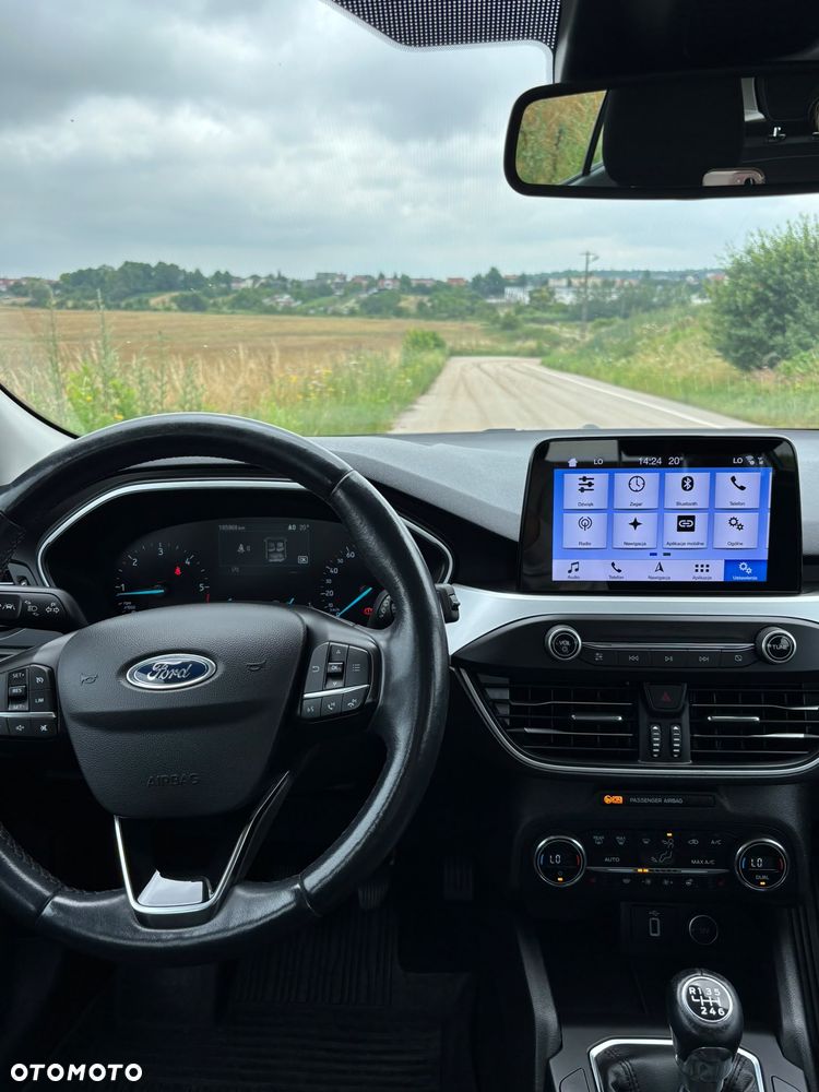 Ford Focus 1.5 TDCi SYNC Edition - 13