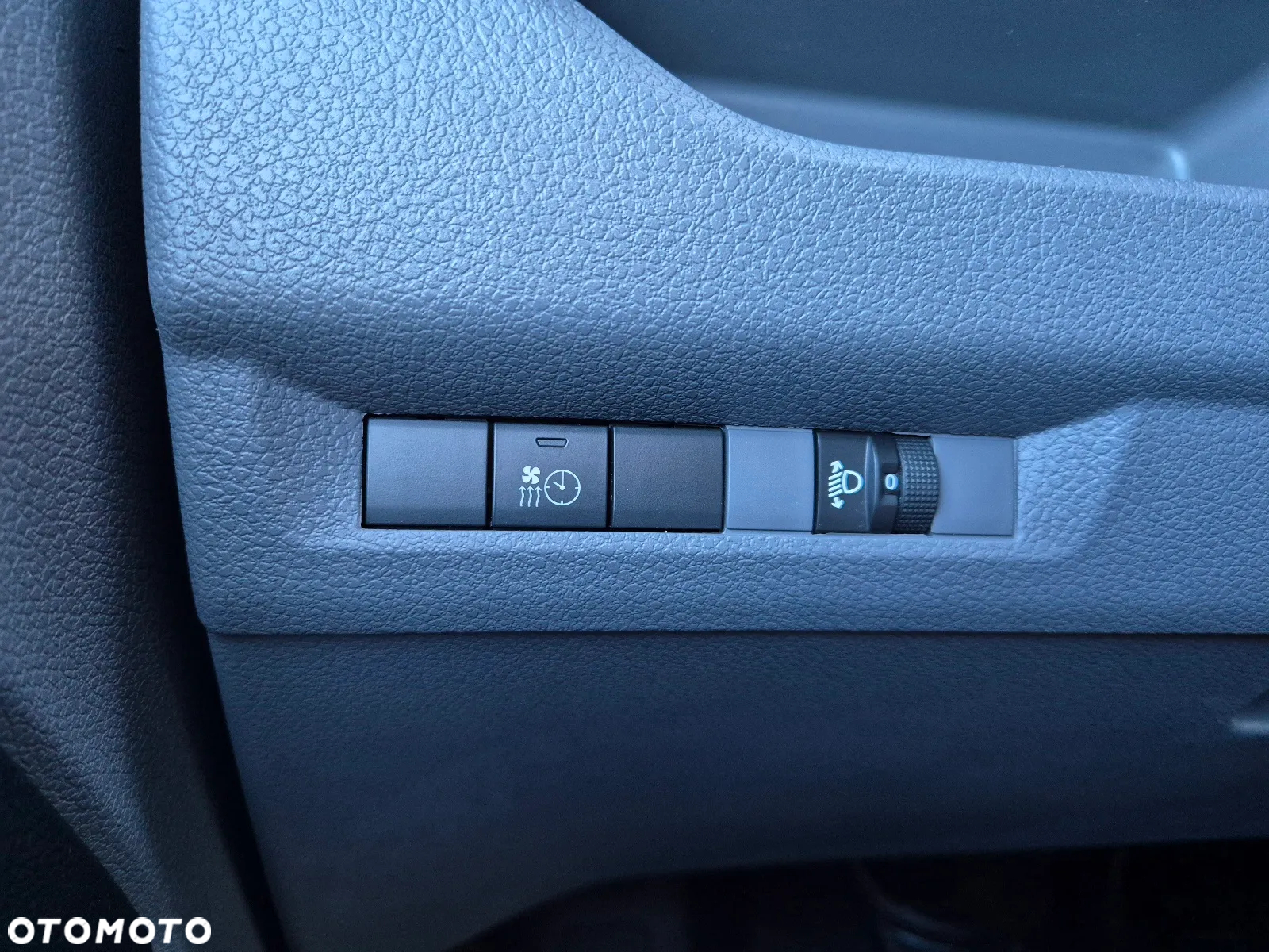 Toyota Proace - 10