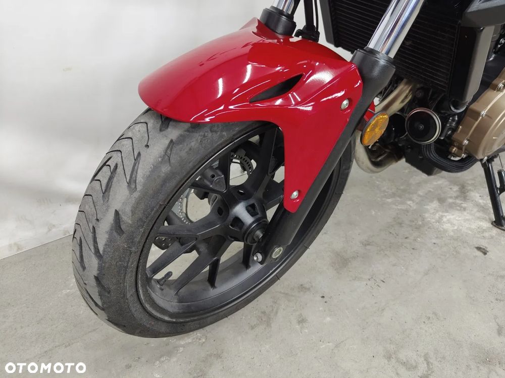 Honda CB - 19