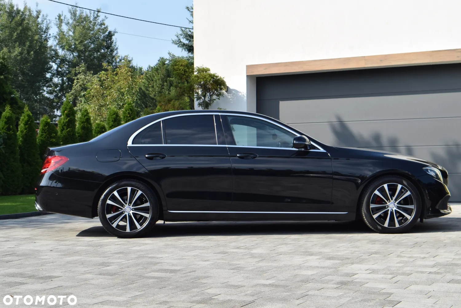 Mercedes-Benz Klasa E 220 d Business Edition 9G-TRONIC - 13