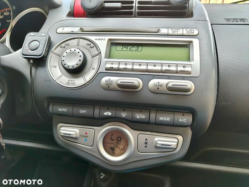 Honda Jazz 1.4 LS - 24