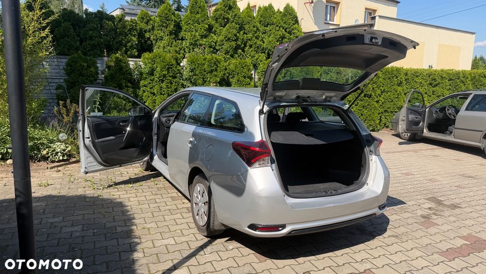 Toyota Auris 1.6 Active - 13