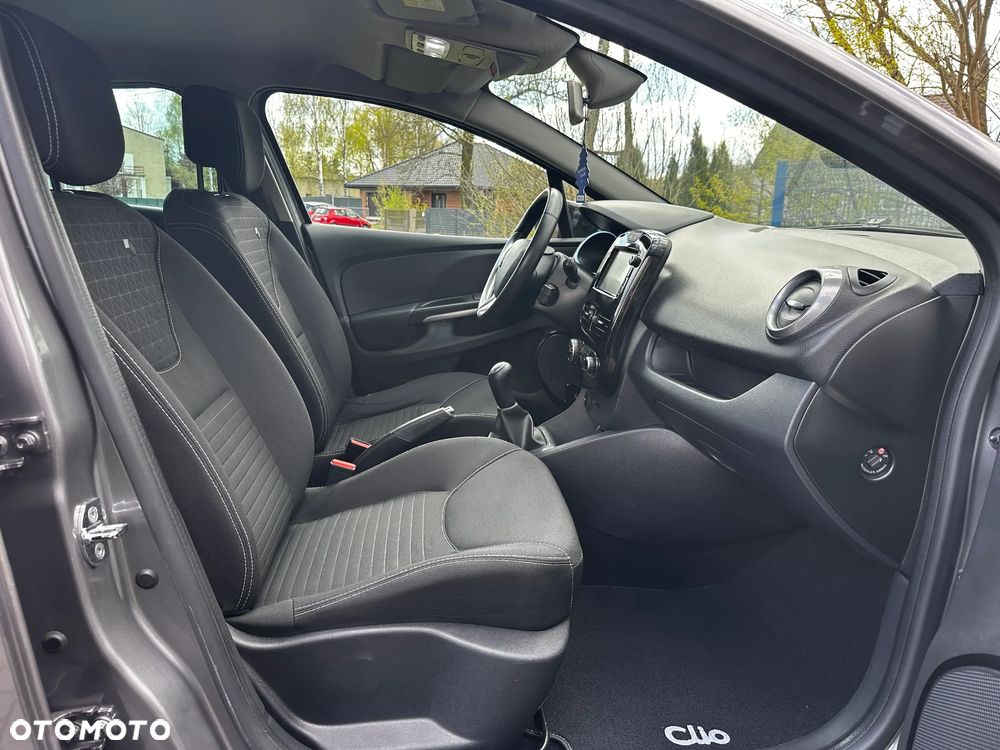 Renault Clio 1.2 16V Limited EU6 - 33