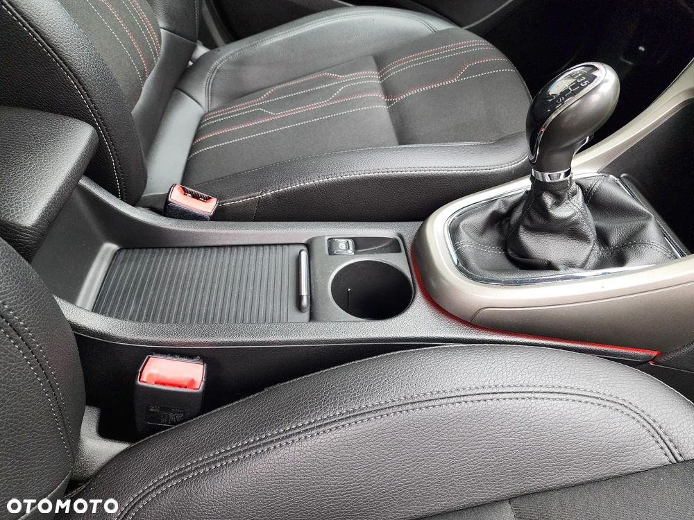 Opel Astra 1.4 Turbo 150 Jahre - 19
