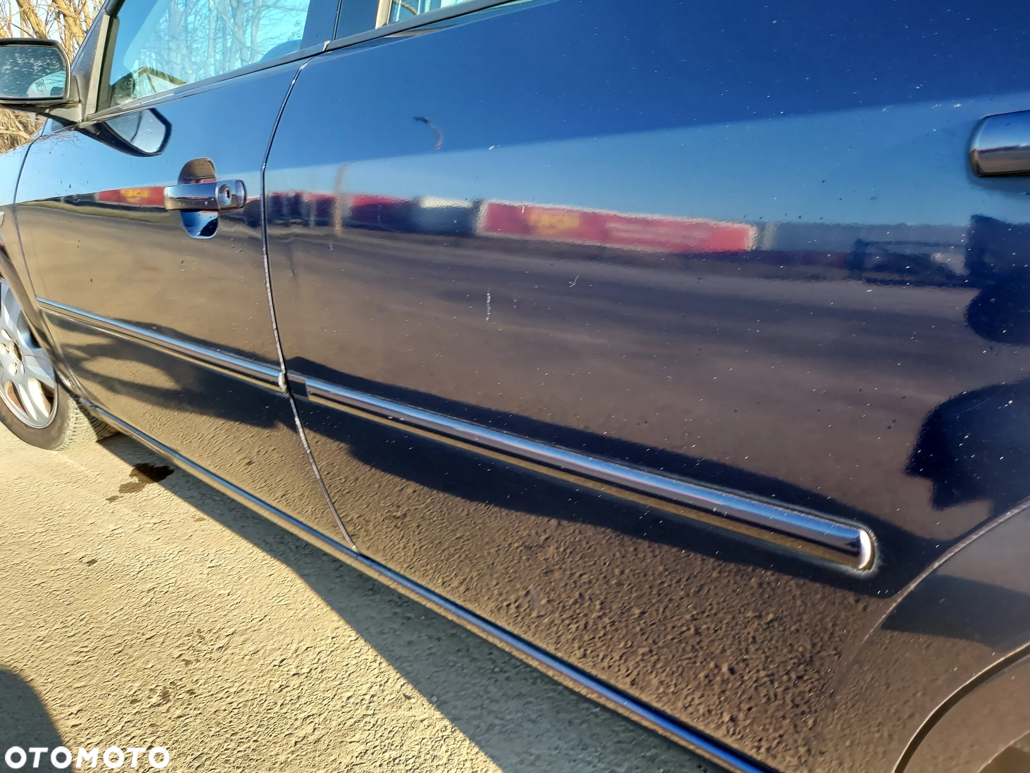 Ford Mondeo 2.0 Ghia - 9