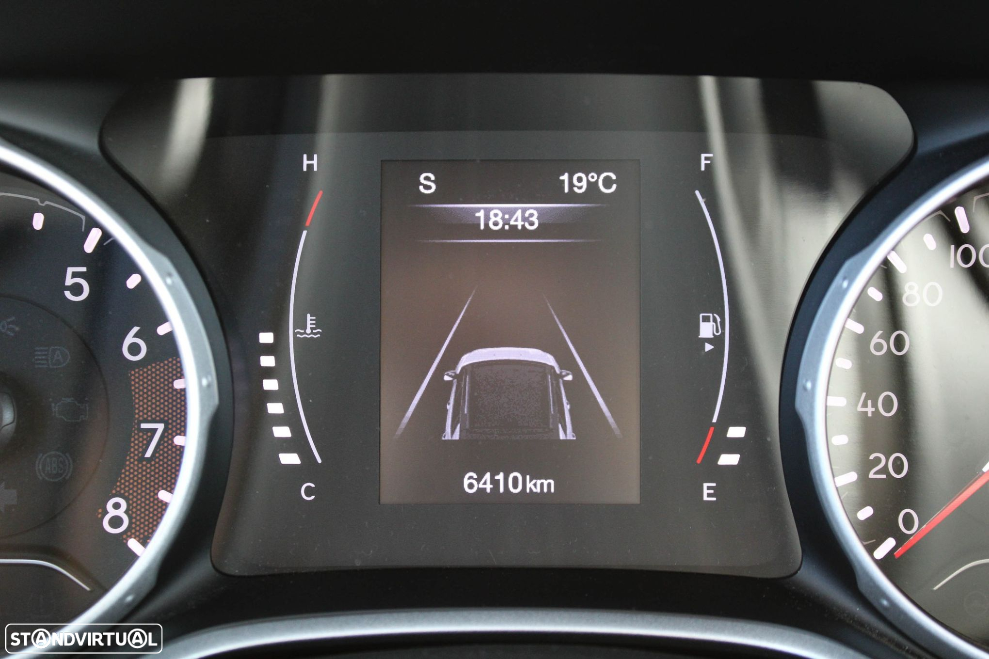 Jeep Compass 1.3 T Sport - 27