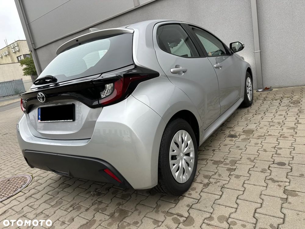 Toyota Yaris 1.5 Comfort - 12