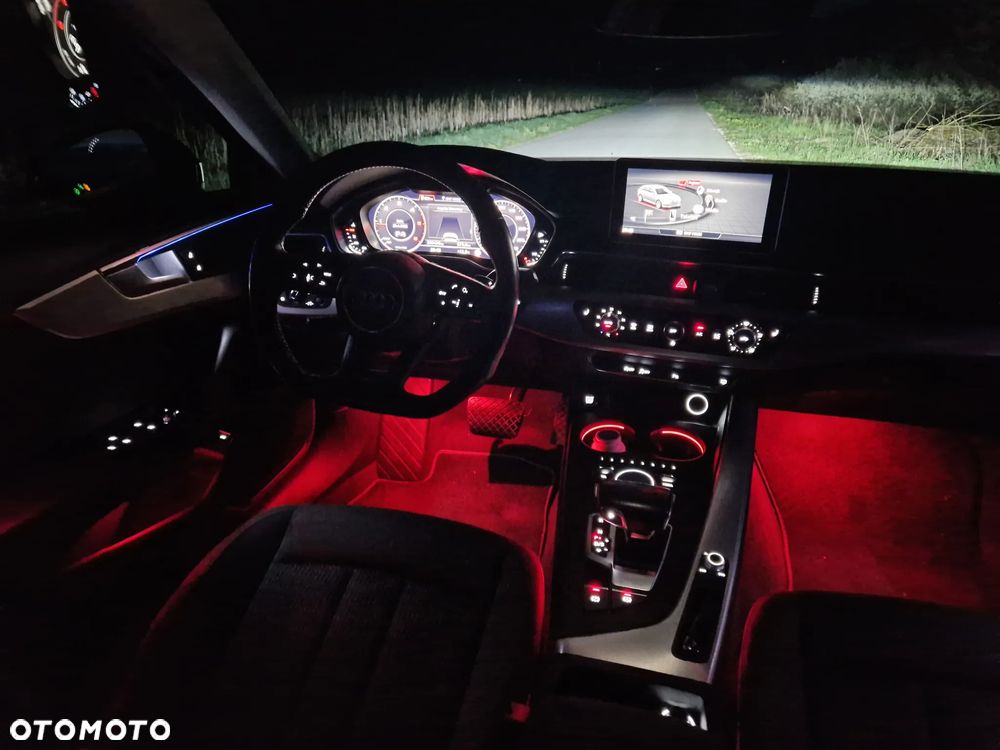 Audi A4 Avant 2.0 TDI S tronic - 5