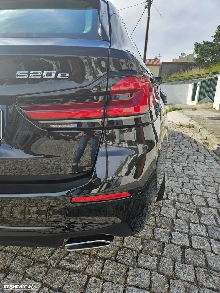 BMW 520 e Line Luxury - 23