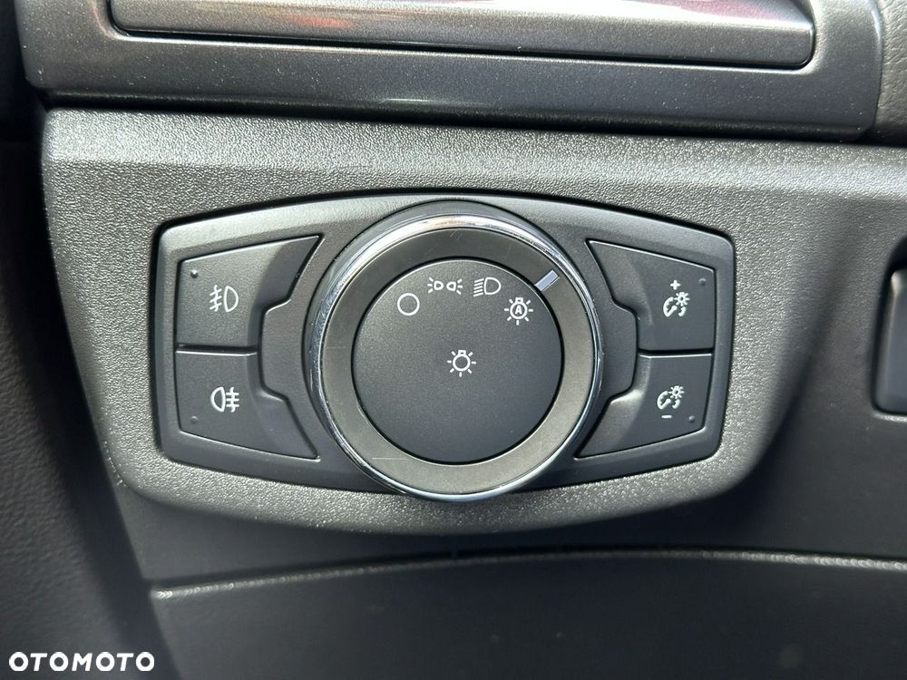Ford Mondeo SW 2.0 EcoBlue Titanium - 26