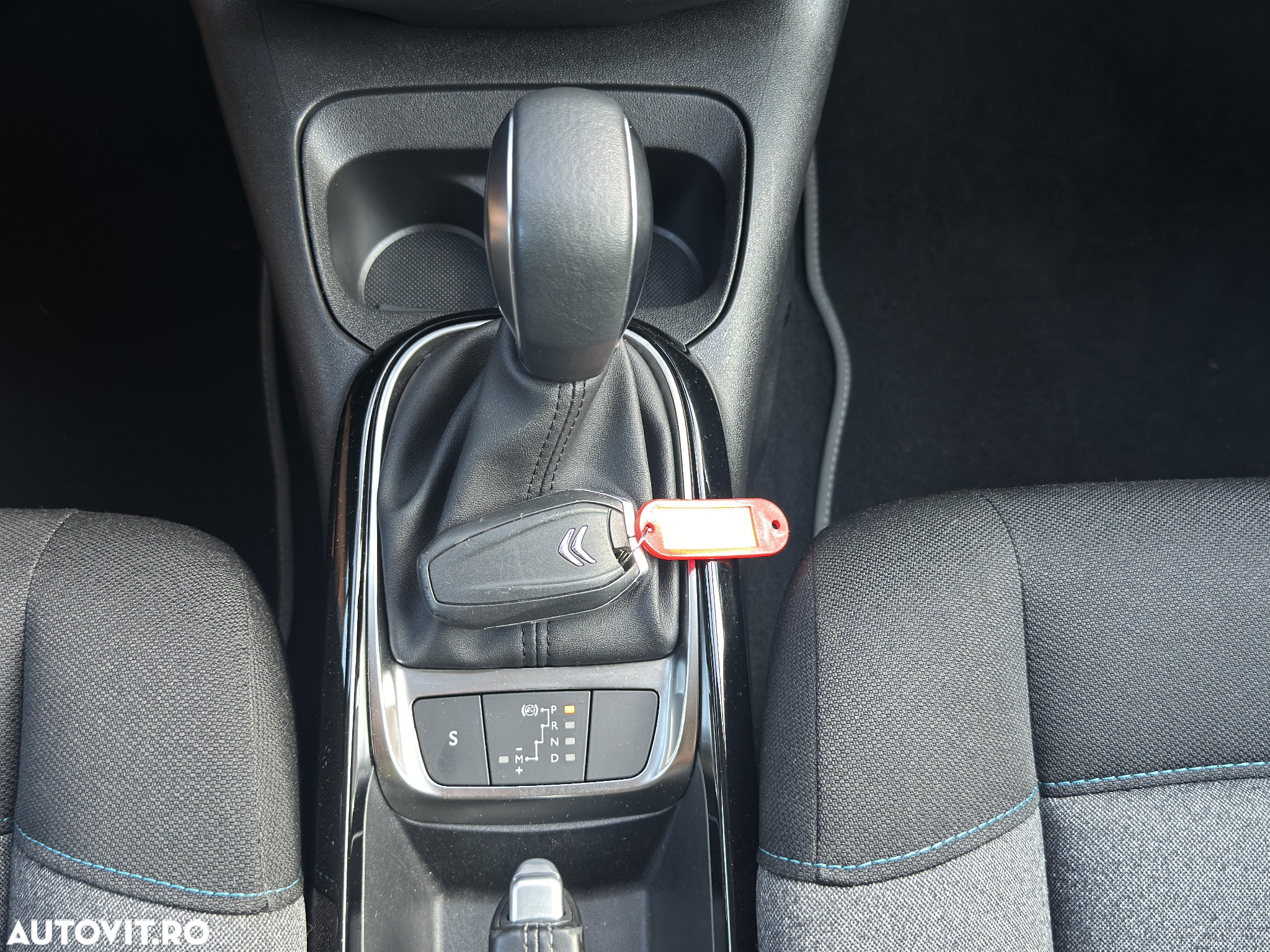 Citroën C4 Cactus BlueHDi 120 Stop&Start EAT6 Shine - 27