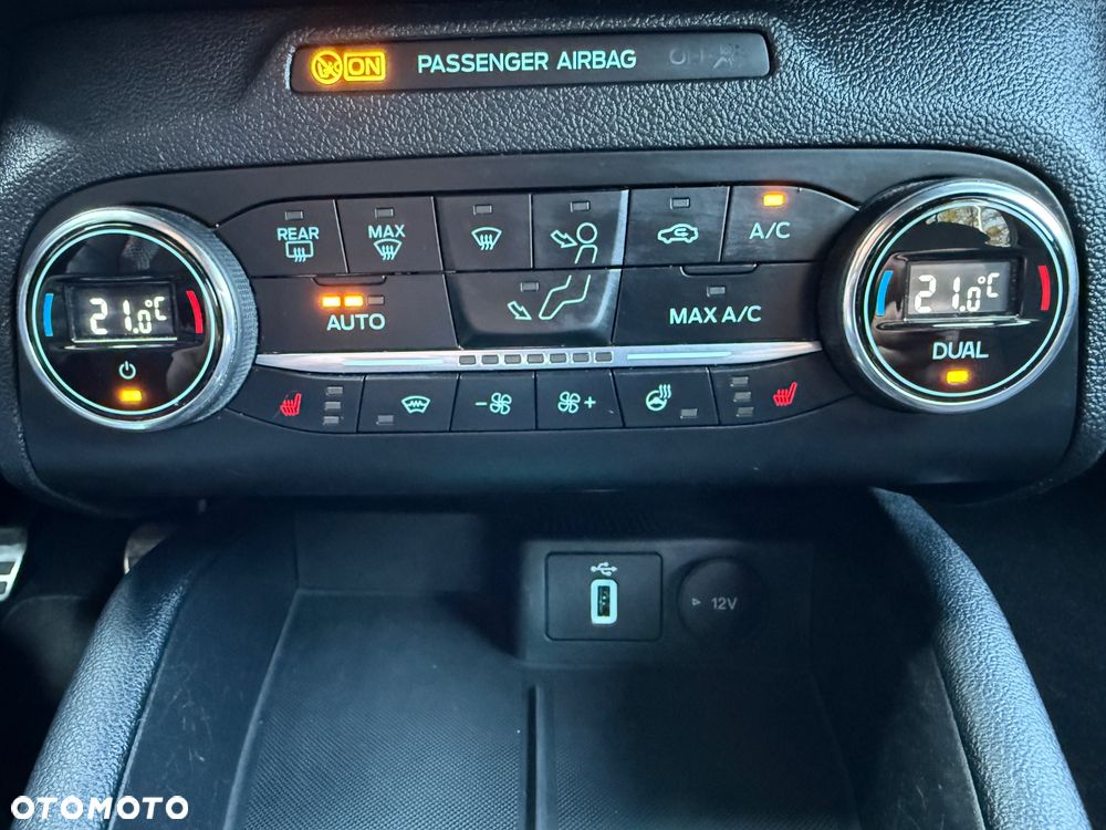 Ford Focus 1.5 EcoBoost STart-Stopp-System ST-LINE - 22