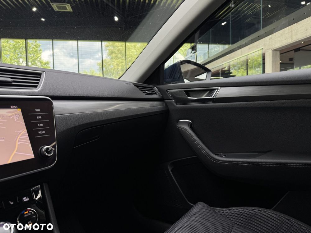 Skoda Superb 2.0 TSI Style DSG - 30