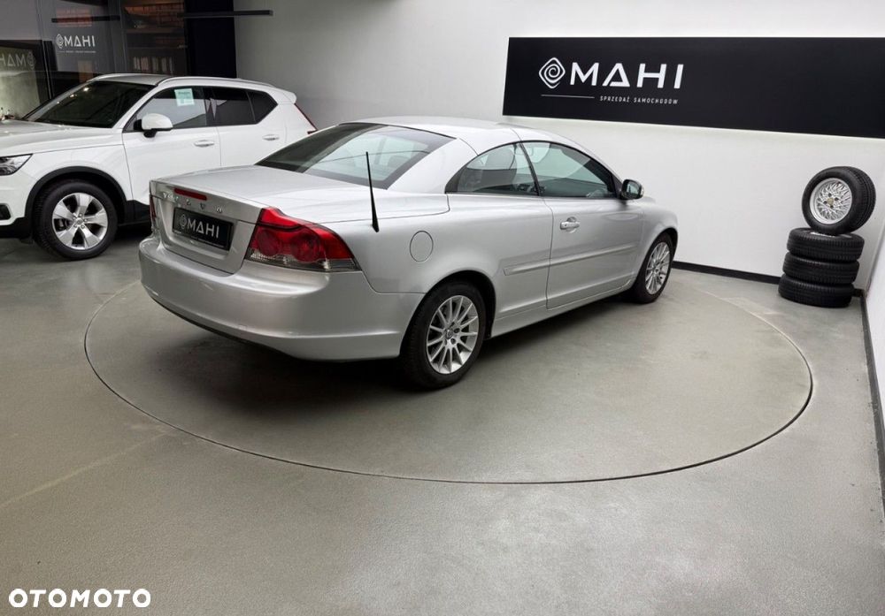 Volvo C70 - 12