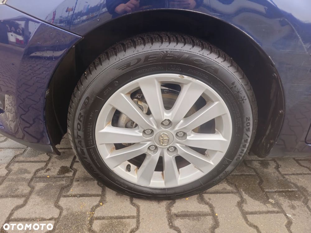 Toyota Auris 1.6 VVT-i Premium - 10