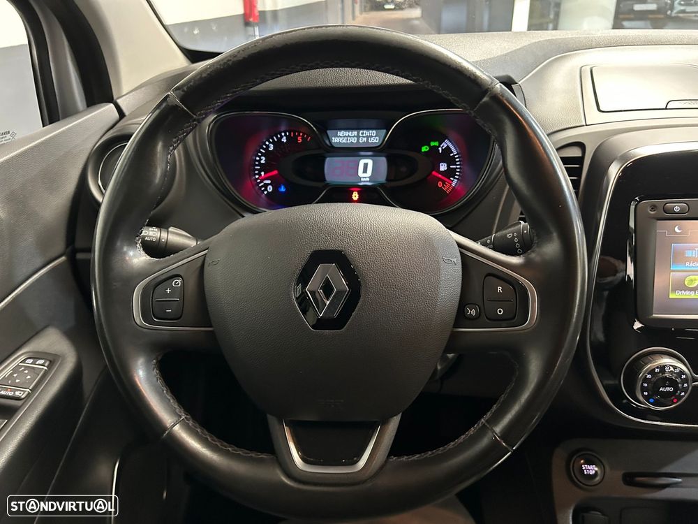 Renault Captur 1.5 dCi Exclusive — fotografia 21