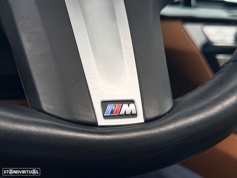 BMW 530 e Pack Desportivo M - 27