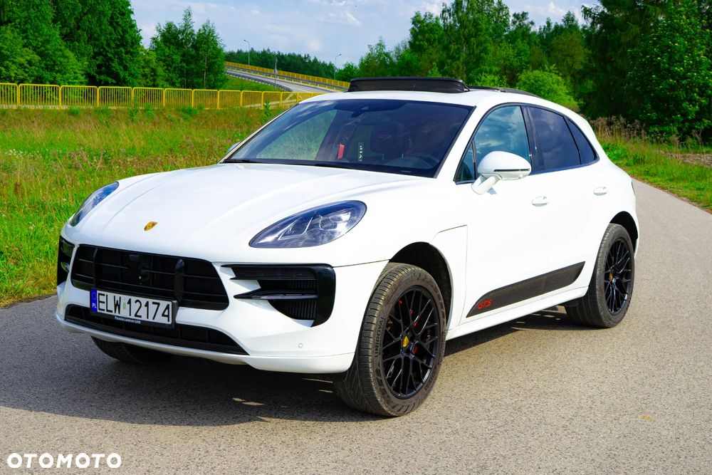 Porsche Macan GTS PDK - 1