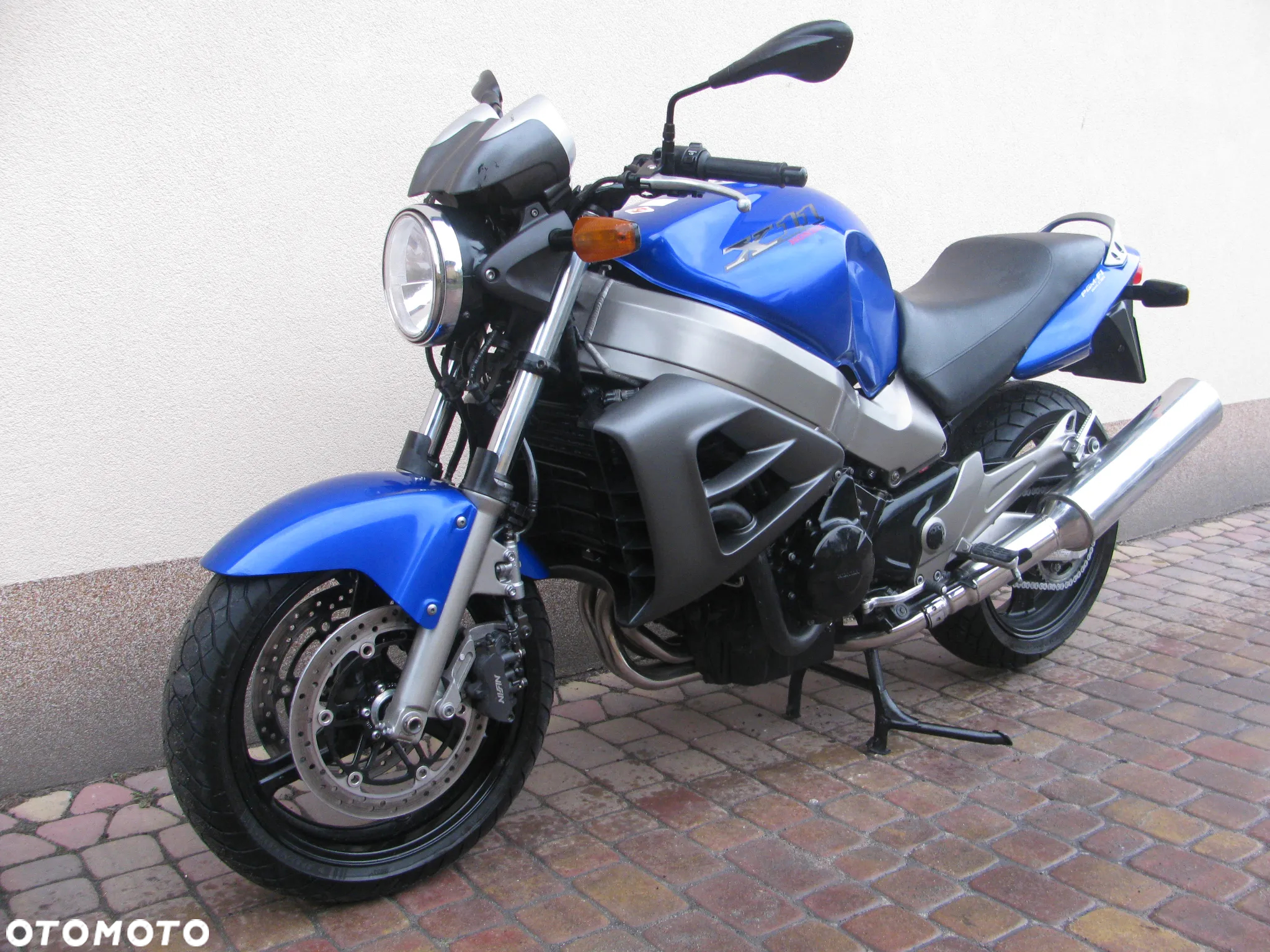 Honda X11 - 17