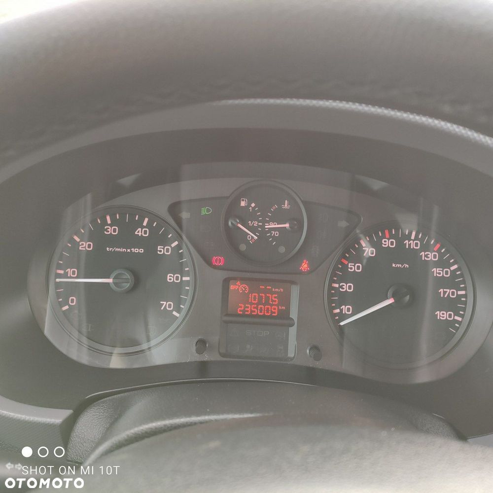 Peugeot Partner - 16