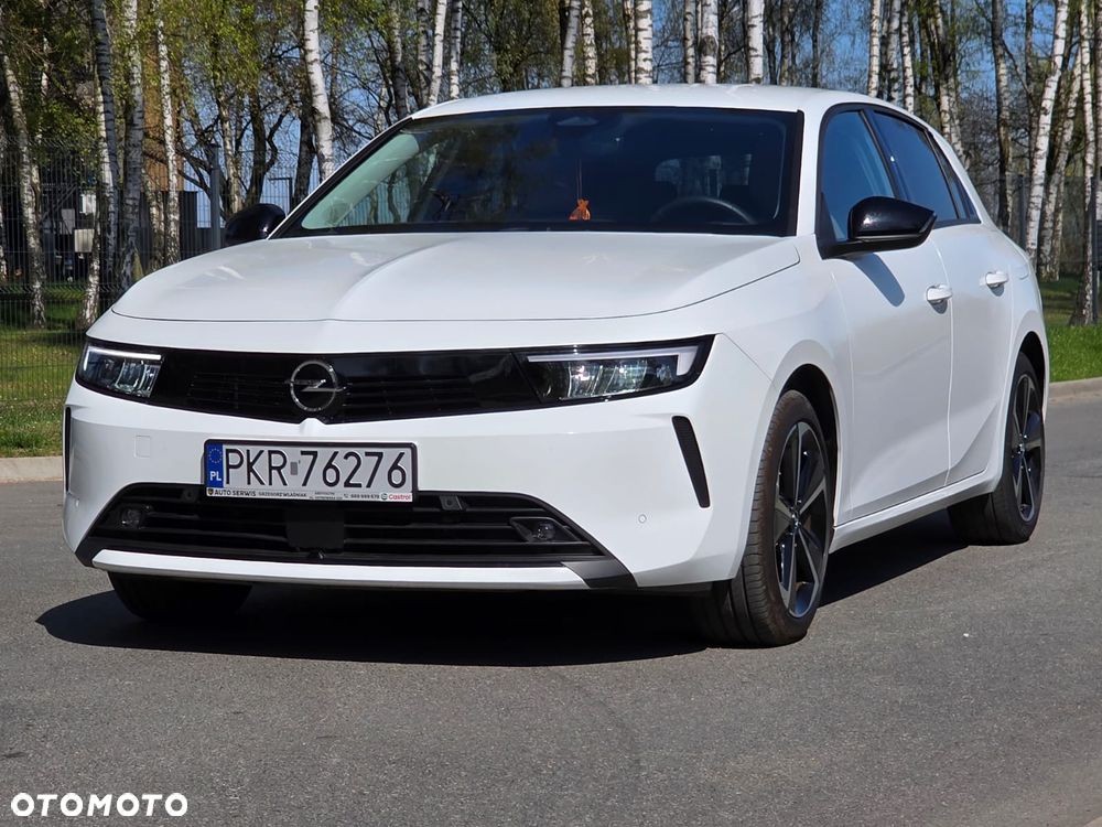 Opel Astra 1.6 T Plug-in Hybrid GSe - 2