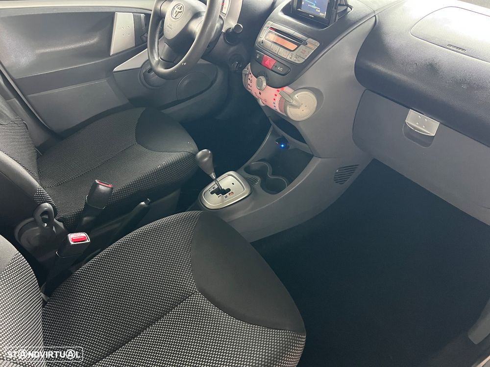 Toyota Aygo Multi Mode Connect - 35