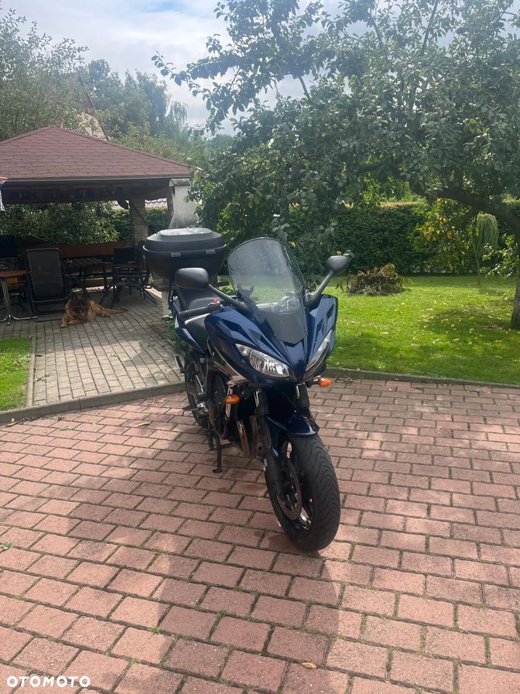 Yamaha FZ6 - 3