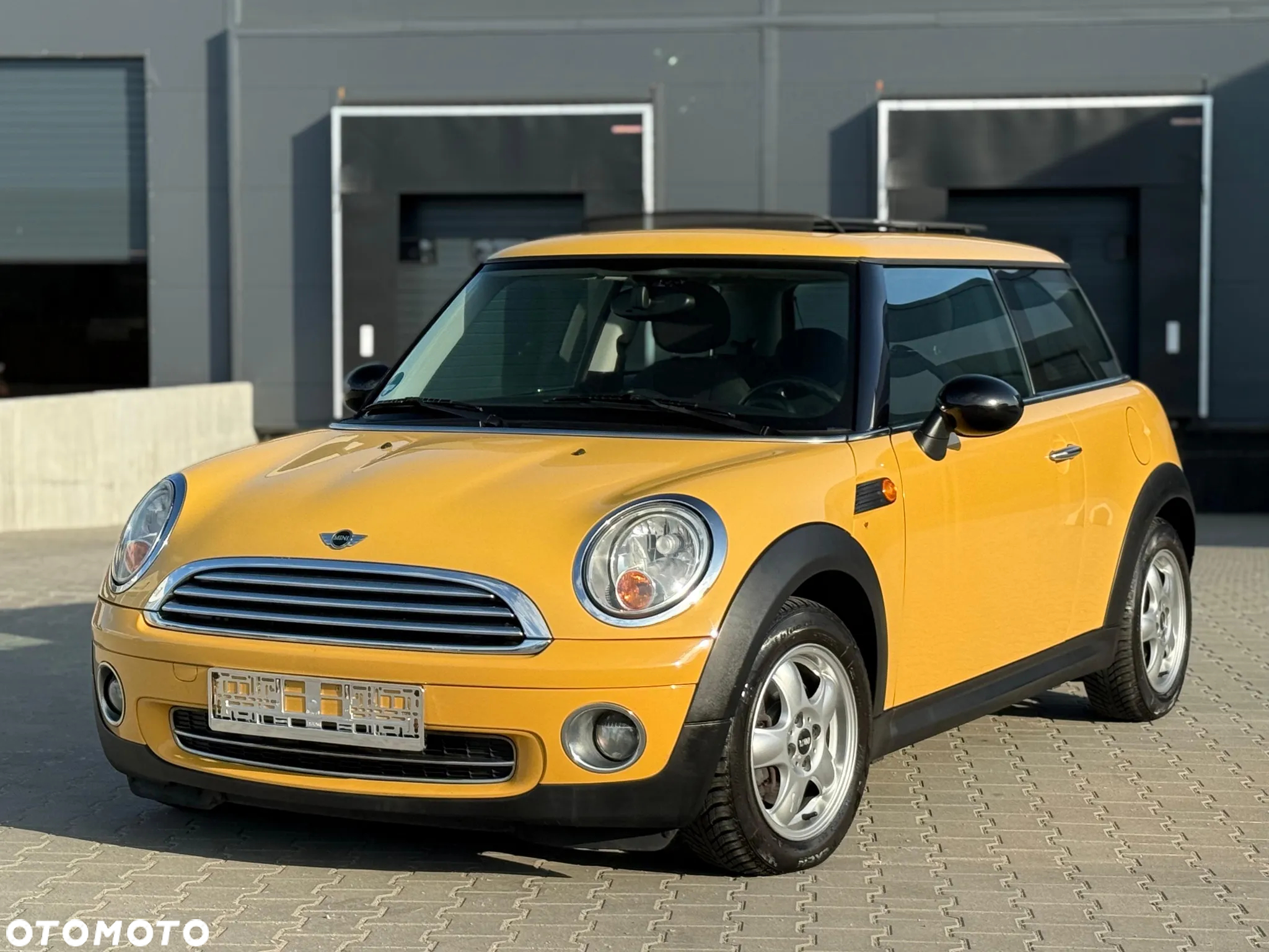 MINI ONE - 5