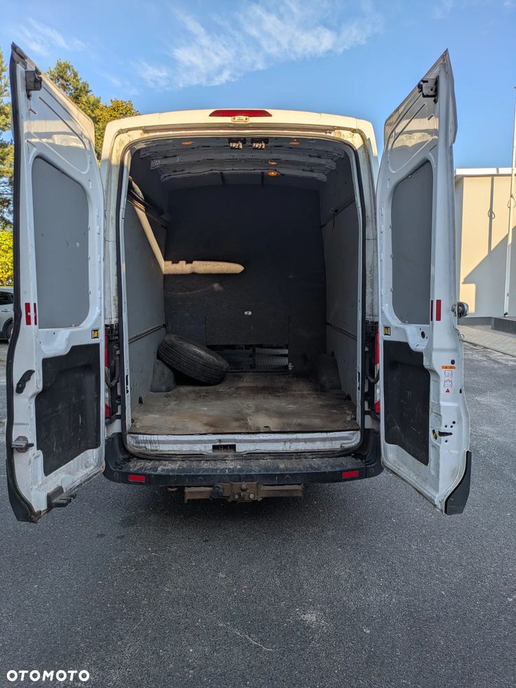 Ford Transit - 10