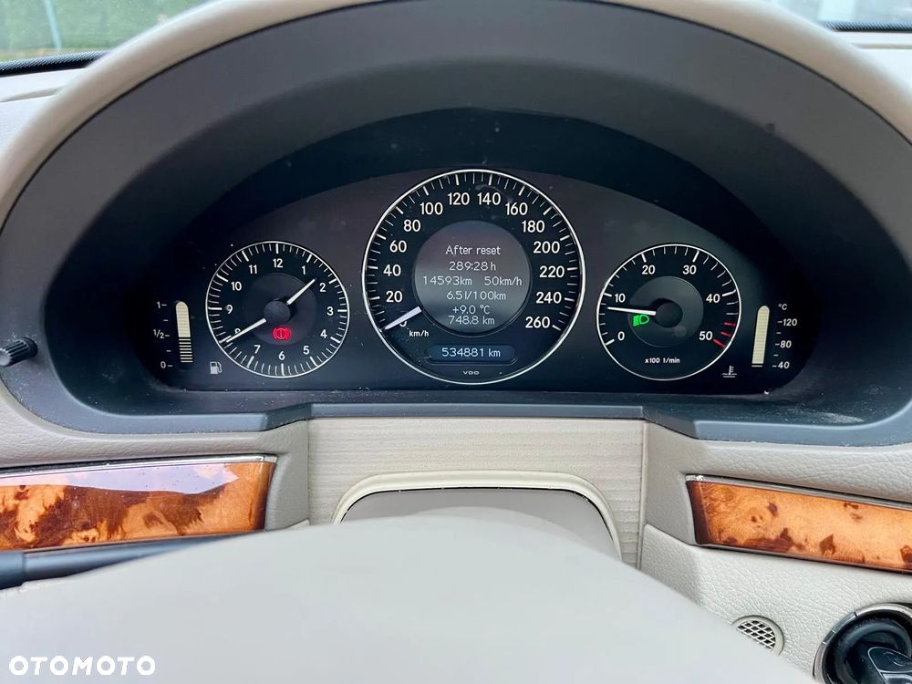 Mercedes-Benz Klasa E 200 CDI Elegance - 10