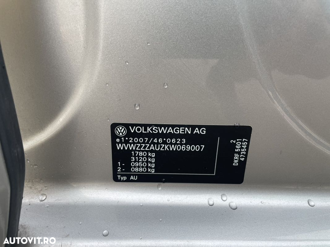 Volkswagen Golf - 19