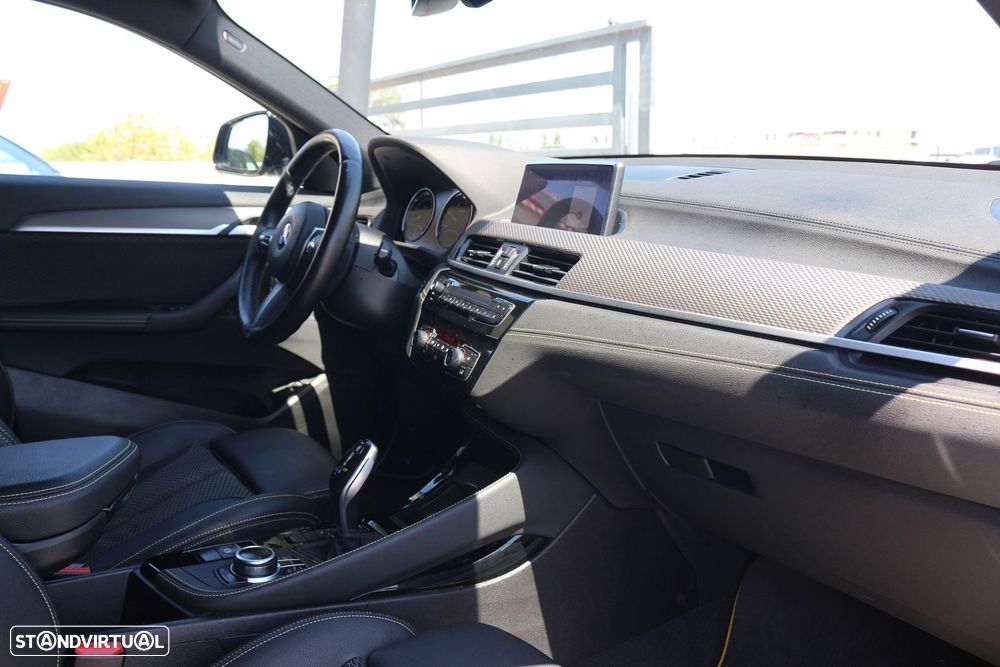 BMW X2 16 d sDrive Auto Pack 50 anos M - 48
