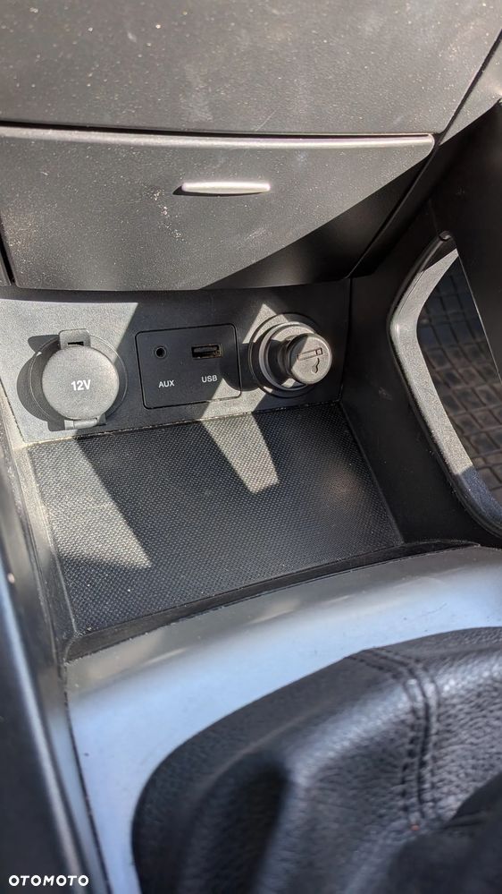 Kia Ceed - 7