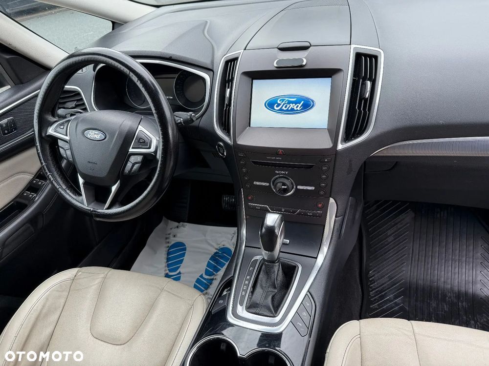 Ford S-Max 2.0 TDCi Bi-Turbo Titanium PowerShift - 15
