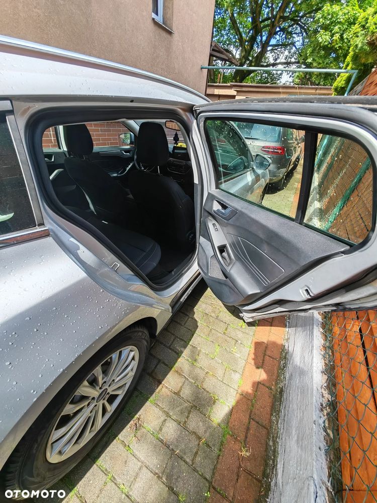Ford Focus 2.0 EcoBlue Titanium - 12
