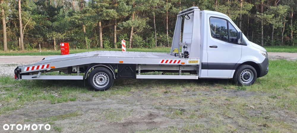 Mercedes-Benz SPRINTER - 8