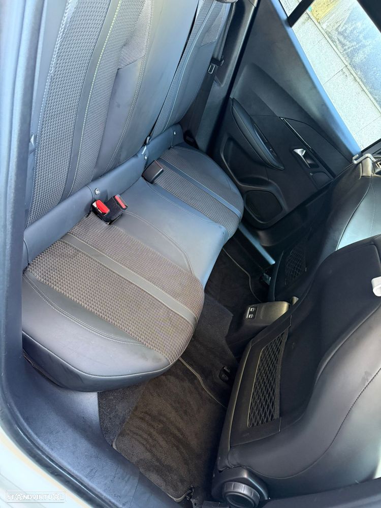 Peugeot 2008 1.2 PureTech GT Pack EAT8 - 13