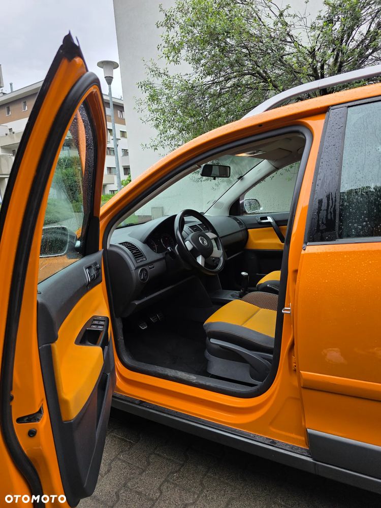Volkswagen Polo Cross 1.4 16V Highline - 13
