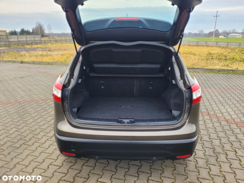 Nissan Qashqai 1.2 DIG-T N-Vision - 34