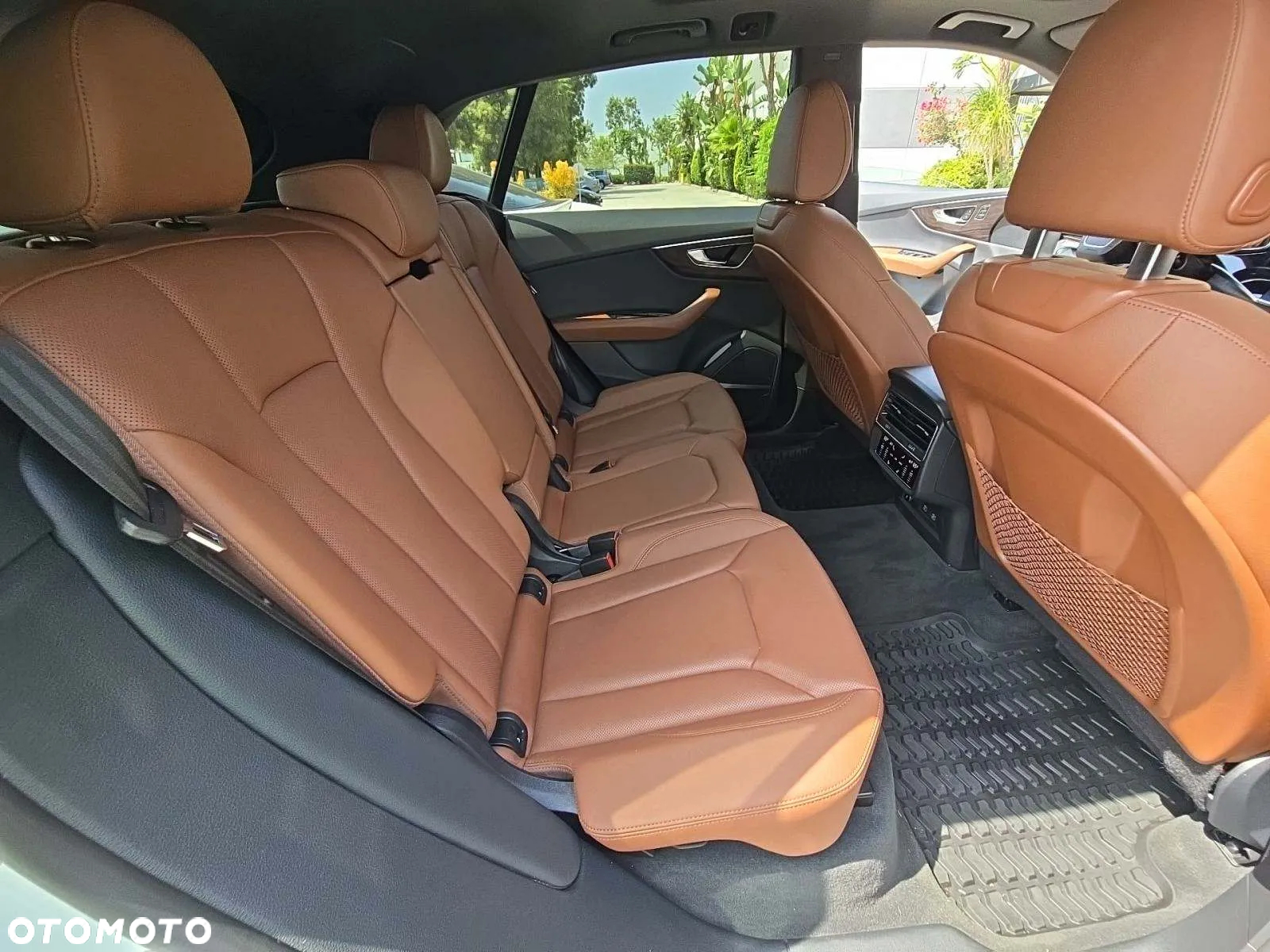 Audi Q8 - 17