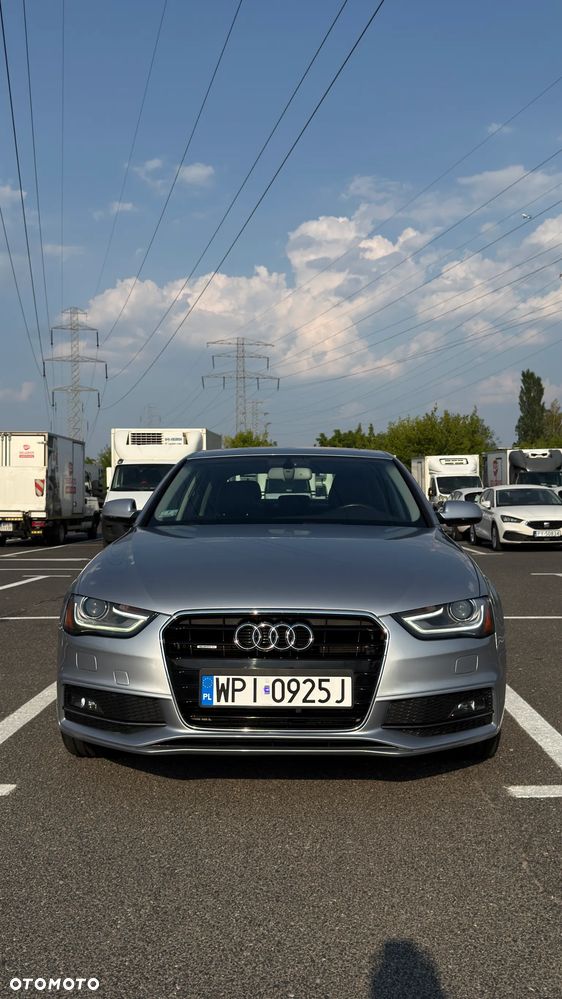 Audi A4 Limousine - 3
