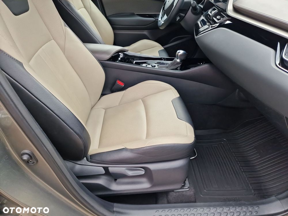 Toyota C-HR 1.8 Hybrid Executive - 16