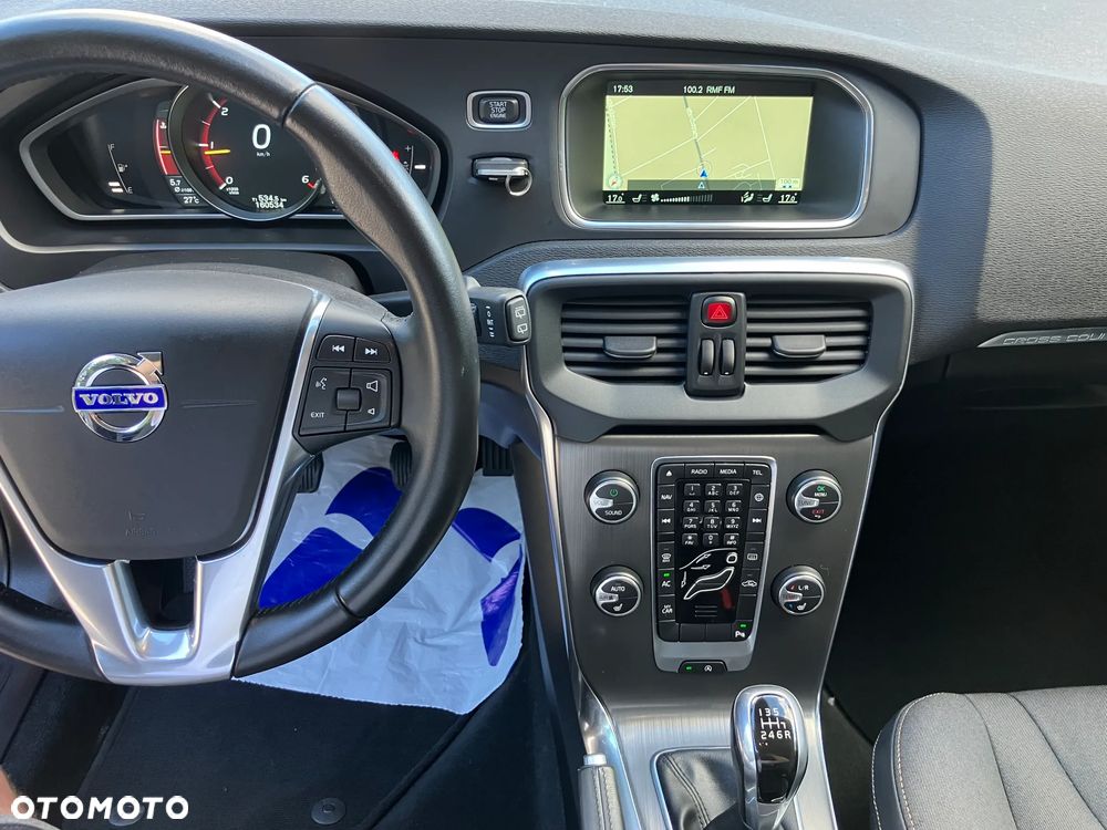 Volvo V40 Cross Country D2 Linje Svart - 23