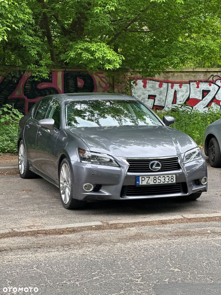 Lexus GS - 1