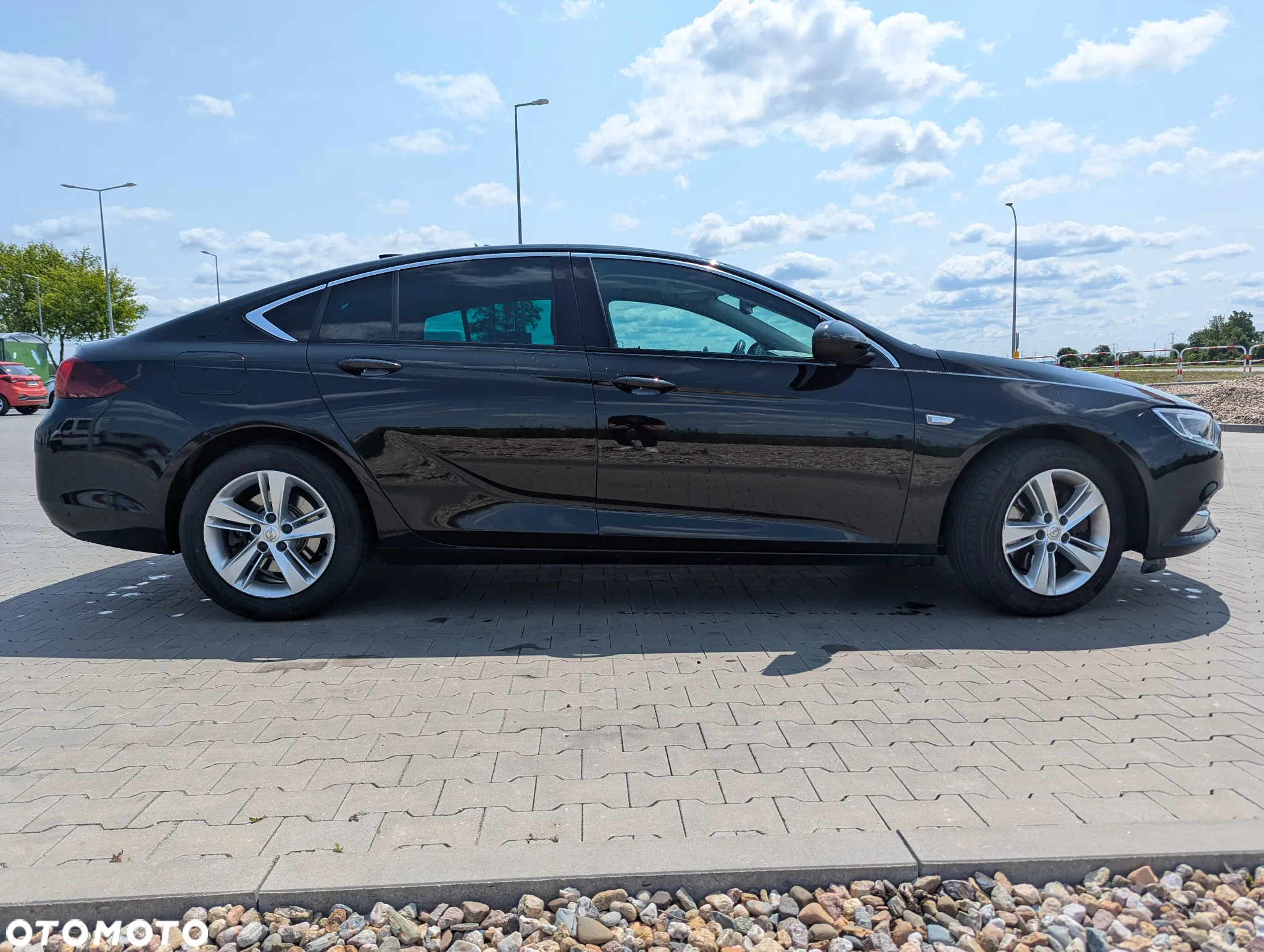 Opel Insignia Grand Sport 2.0 BiTurbo D 4x4 Automatik Business Innovation - 3